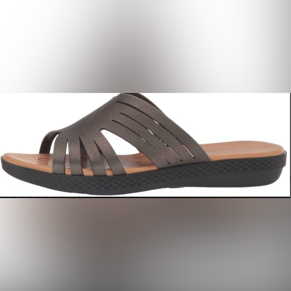 EASY Street Women's Audra Wedge Sandal, Pewter, 6 NWT - Picture 6 of 9